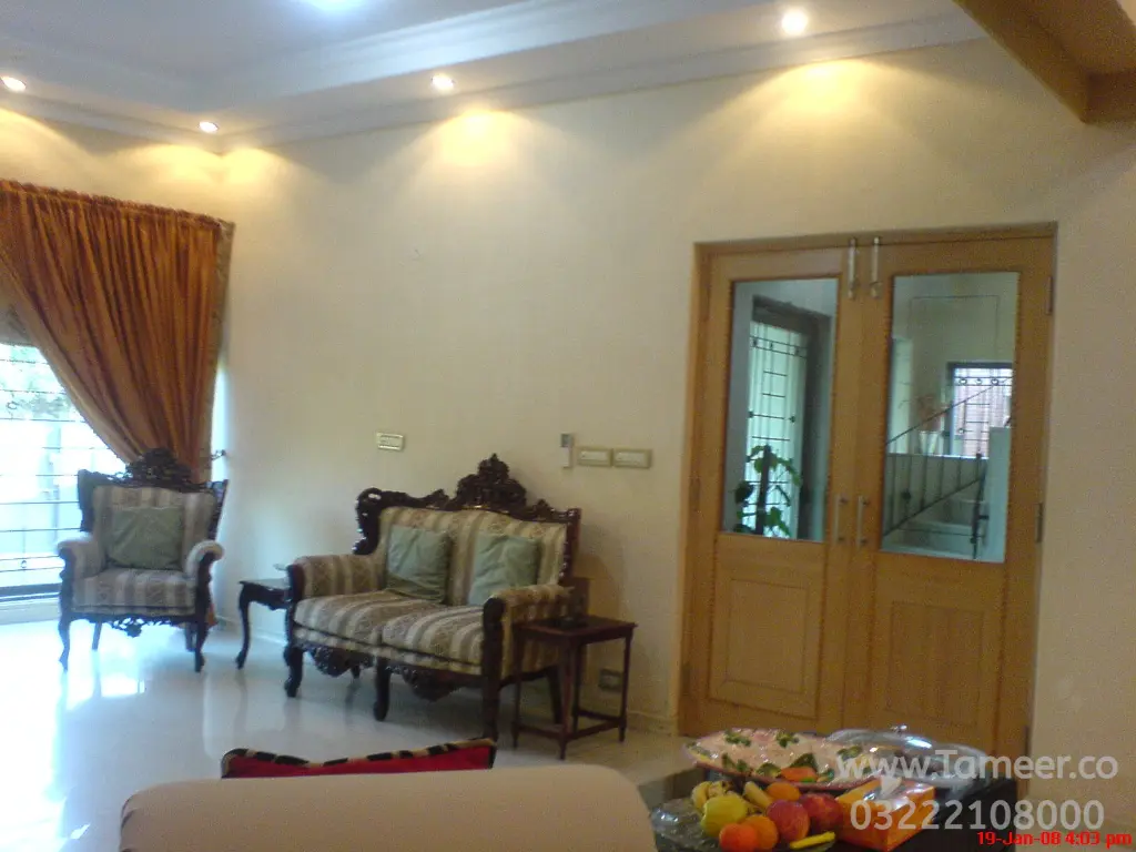 1K-546-W-3int4.webp